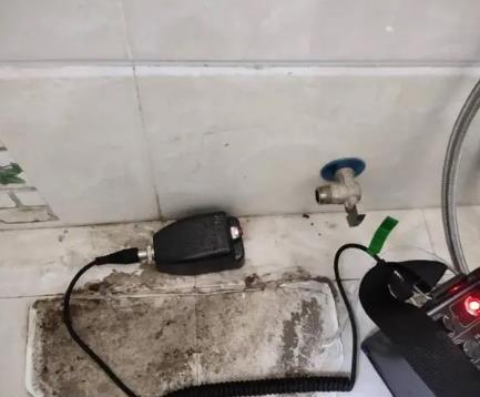 宁晋屋顶漏水维修公司分享下卫生间漏水的危害及解决方法